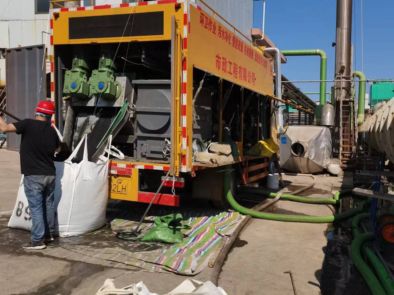 泗阳淤泥压干处理